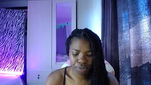 Nahomyyy online show from 28, 2, 2026