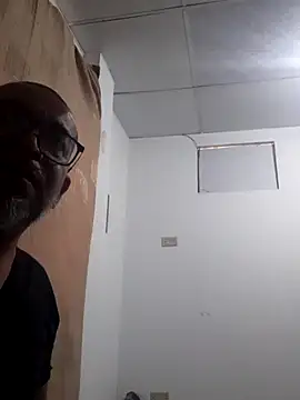 ANTHONYHOTT69 online show from 8, 11, 2025