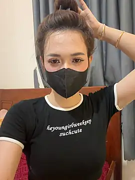 Snapshot of Quynhbabysexy chatting on 23, 6, 2026 Quynhbabysexy online show from 23, 6, 2026