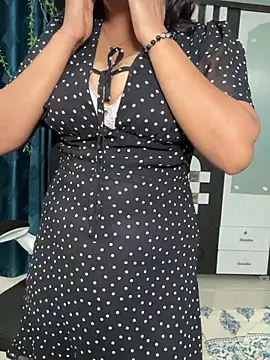 Lisa afreen online show from 19, 7, 2026