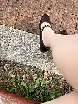 POS001 online show from 23, 11, 2025