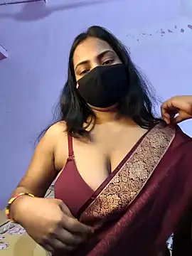 Queen Shanayaa online show from 2, 10, 2025