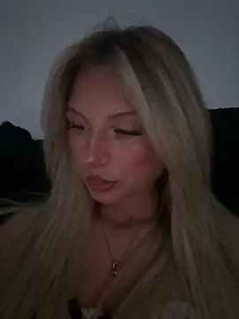 blondeeee online show from 6, 5, 2026