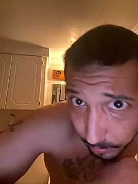 ThrowedWorldWide online show from 17, 4, 2026