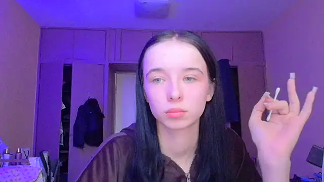 Emilia Light online show from 17, 3, 2026