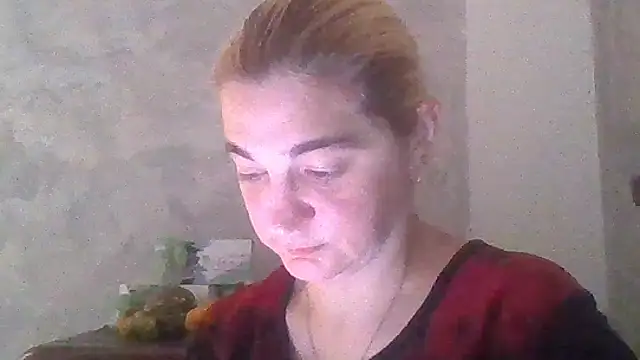 Snapshot of GoldenAngelMilf chatting on 14, 10, 2025 GoldenAngelMilf online show from 14, 10, 2025