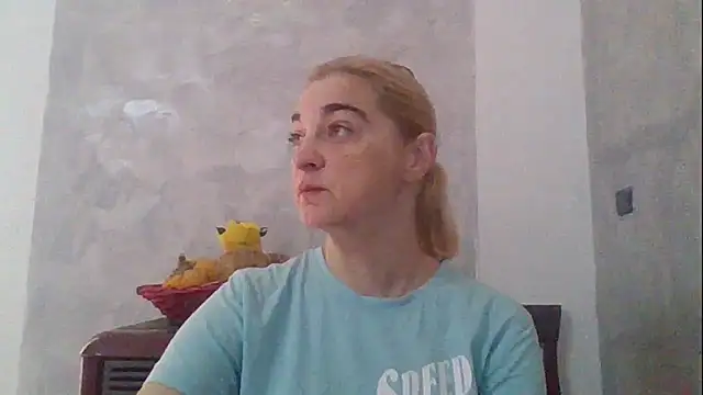 GoldenAngelMilf online show from 4, 5, 2026