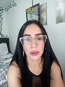 YaraDuartee online show from 6, 3, 2026