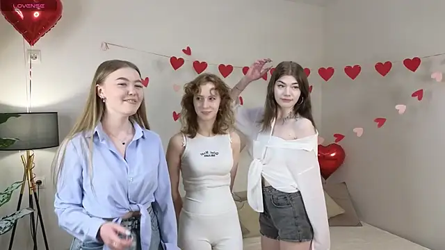 TwixieGuo online show from 15, 2, 2026