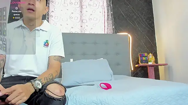 CharlotteAndSimon online show from 23, 2, 2026