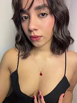 Capricho 01 online show from 13, 6, 2026
