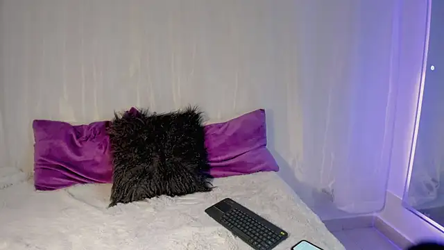 Olivia Morrys online show from 13, 2, 2026