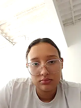 young dairy01 online show from 7, 10, 2025