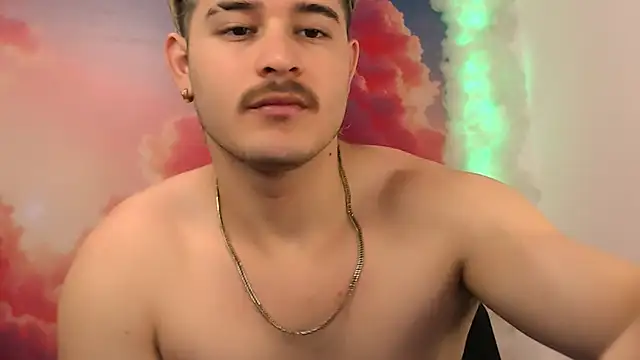 Snapshot of AlexPiersss chatting on 5, 10, 2025 AlexPiersss online show from 5, 10, 2025