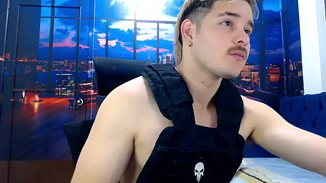 Snapshot of AlexPiersss chatting on 11, 10, 2025 AlexPiersss online show from 11, 10, 2025