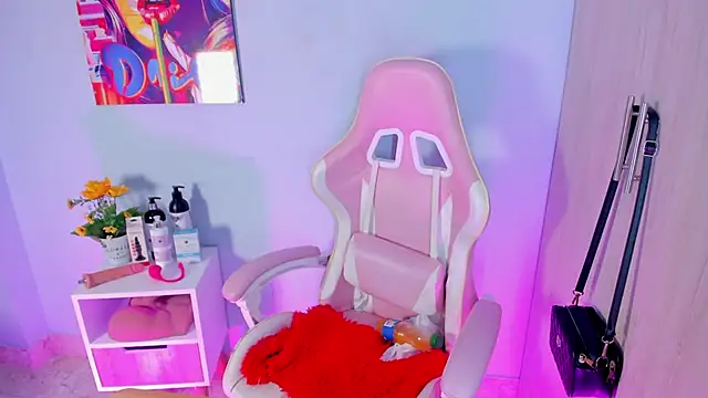 Snapshot of Athenea__fox chatting on 11, 11, 2025 Athenea fox online show from 11, 11, 2025