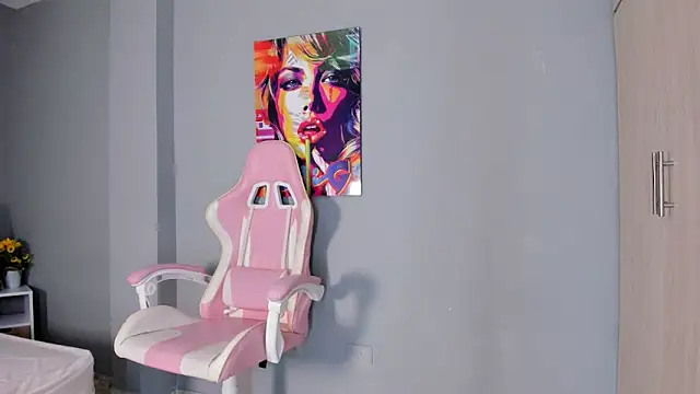 Snapshot of Athenea__fox chatting on 20, 12, 2025 Athenea fox online show from 20, 12, 2025