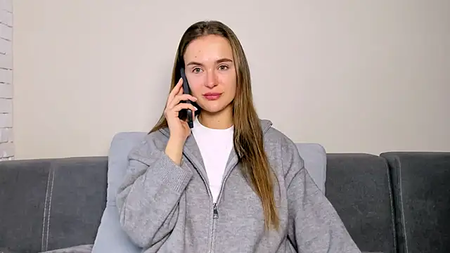 LilMary  online show from 15, 12, 2025