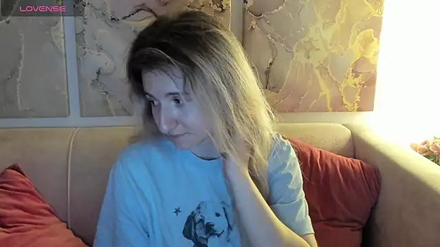 CamillaDreamer online show from 2, 5, 2026