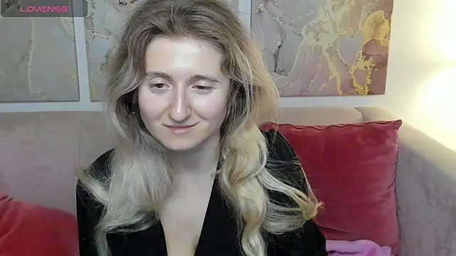 CamillaDreamer online show from 4, 5, 2026