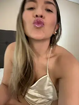 Mariana gom online show from 8, 7, 2026