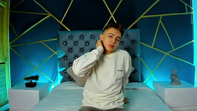 Lian Miller1  online show from 11, 10, 2025