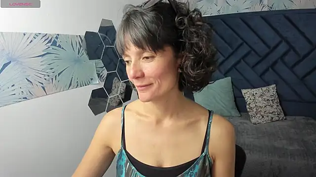 Valery More   online show from 8, 2, 2026