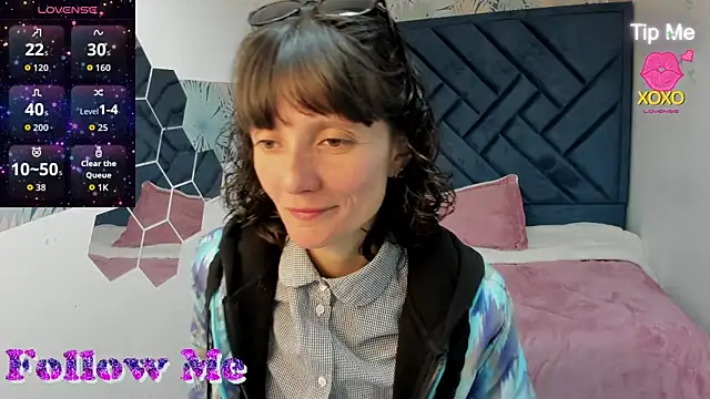Valery More   online show from 21, 7, 2026