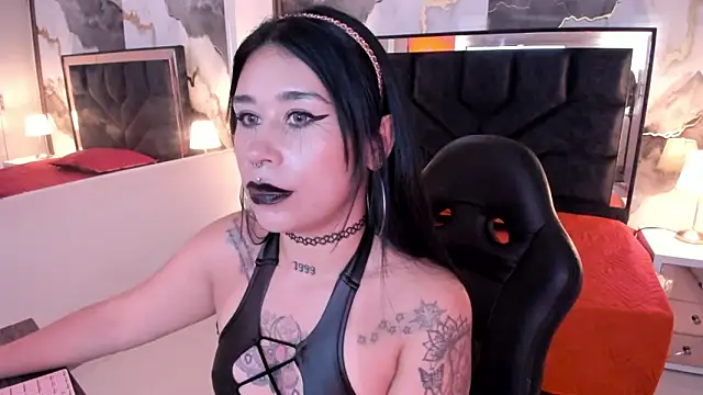 SusanVilla online show from 2, 5, 2026