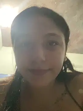 Snapshot of melissa_milkk chatting on 21, 10, 2025 melissa milkk online show from 21, 10, 2025