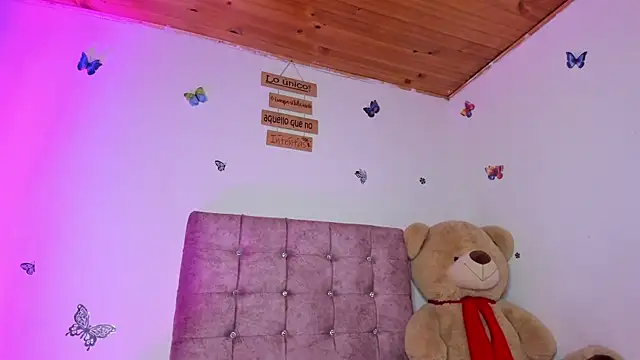 Lia Roses3x online show from 18, 7, 2026