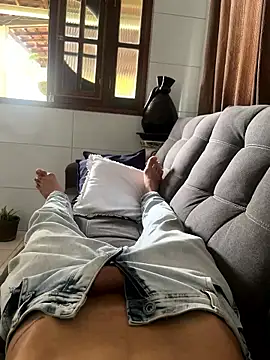 Snapshot of MCLZK chatting on 8, 1, 2026 MCLZK online show from 8, 1, 2026