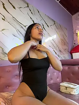 Amelia Rivas online show from 10, 7, 2026