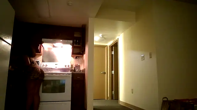 Snapshot of bellacagyal chatting on 12, 10, 2025 bellacagyal online show from 12, 10, 2025