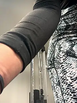 Snapshot of bellacagyal chatting on 15, 1, 2026 bellacagyal online show from 15, 1, 2026