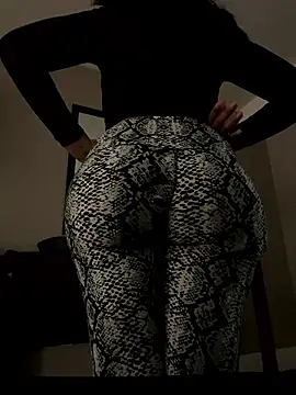 Snapshot of bellacagyal chatting on 15, 1, 2026 bellacagyal online show from 15, 1, 2026