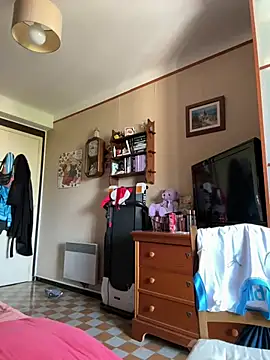 GoldenPussy1329 online show from 19, 7, 2026