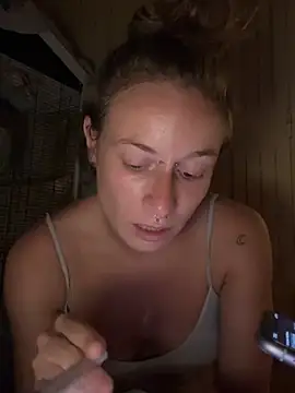 GoldenPussy1329 online show from 3, 8, 2026