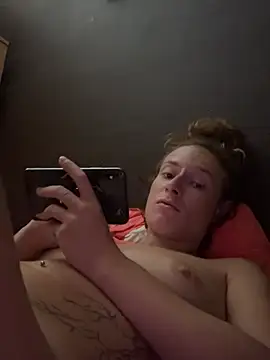 GoldenPussy1329 online show from 4, 8, 2026