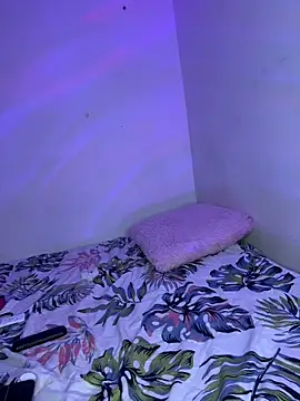 ScarletVyxen online show from 23, 10, 2025