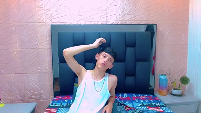 Snapshot of thaigo_twink38 chatting on 21, 10, 2025 thaigo twink38 online show from 21, 10, 2025