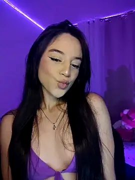 Snapshot of tamara_vald chatting on 6, 10, 2025 tamara vald online show from 6, 10, 2025