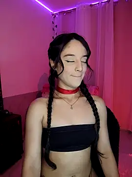 Snapshot of tamara_vald chatting on 19, 10, 2025 tamara vald online show from 19, 10, 2025