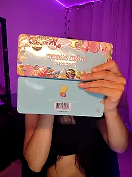 Snapshot of tamara_vald chatting on 25, 10, 2025 tamara vald online show from 25, 10, 2025