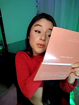 Snapshot of tamara_vald chatting on 26, 10, 2025 tamara vald online show from 26, 10, 2025