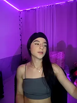 Snapshot of tamara_vald chatting on 9, 11, 2025 tamara vald online show from 9, 11, 2025