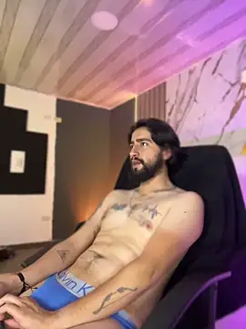 maximusdominus26 online show from 24, 4, 2026