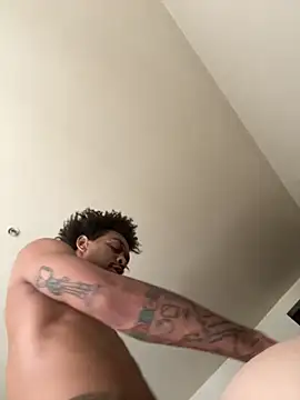 thefreakscomeoutatnight online show from 22, 10, 2025