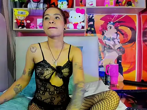 Snapshot of Rchelx69x chatting on 8, 11, 2025 Rchelx69x online show from 8, 11, 2025