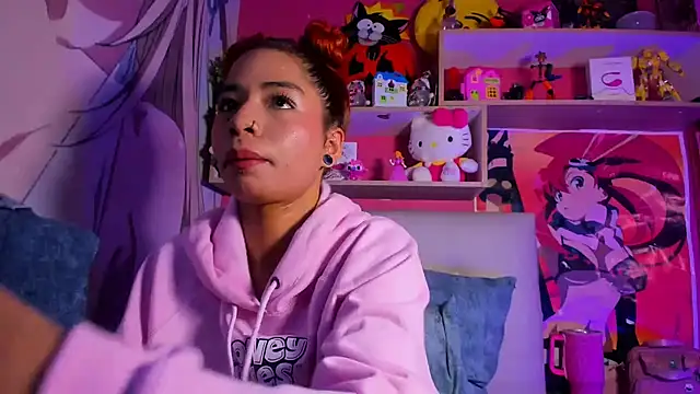 Snapshot of Rchelx69x chatting on 13, 3, 2026 Rchelx69x online show from 13, 3, 2026